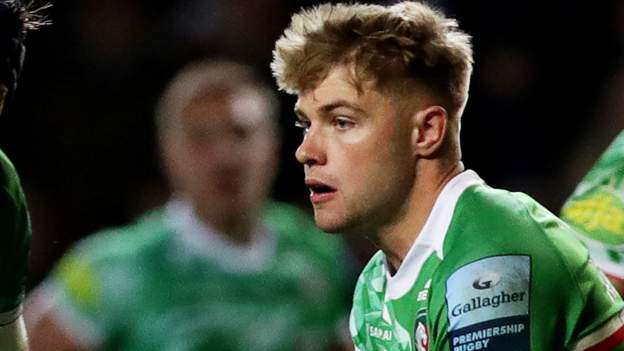 Gloucester sign Leicester fly-half Atkinson
