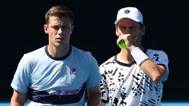 Skupski beaten in men's doubles quarter-finals