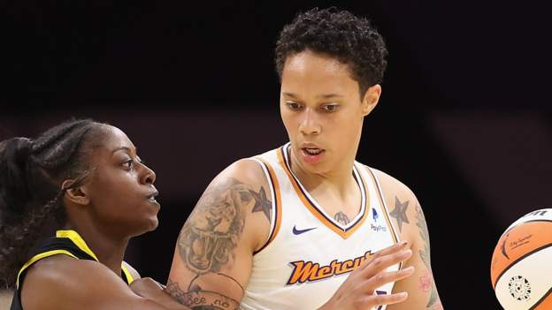 Brittney Griner plays first match for Phoenix Mercury since release from Russian custody