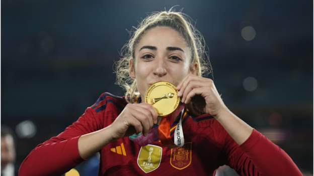 Spain's winning scorer Carmona told after final her father had died