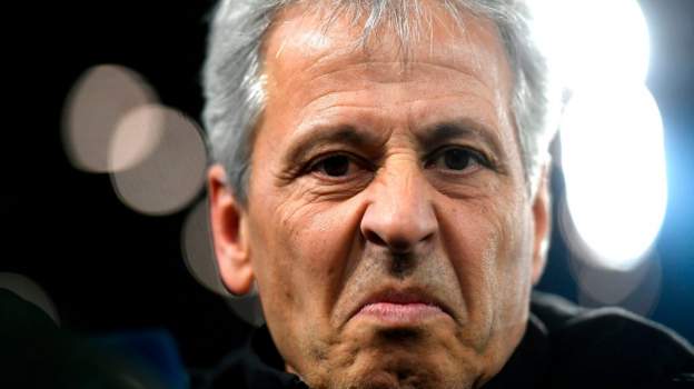 Borussia Dortmund: Manager Lucien Favre injures himself in ...