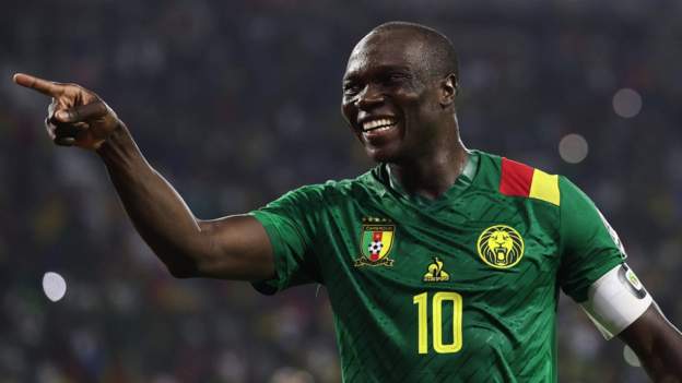 Afcon 2021: Hosts Cameroon see off 10-man Comoros with outfield player in goal