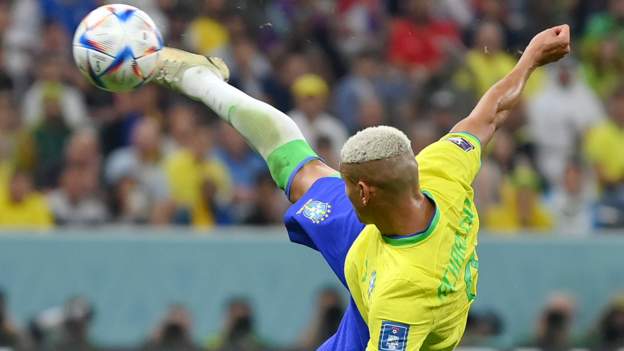 World Cup 2022: Brazil 2-0 Serbia - Richarlison scores both goals