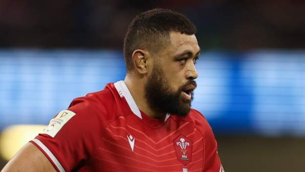 Wales distracted by contract chaos - Faletau