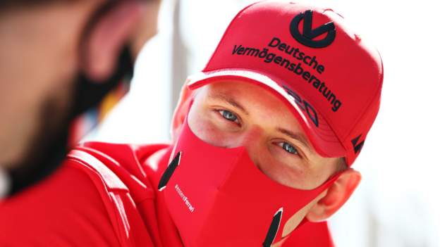 schumacher-on-course-to-win-f2-title