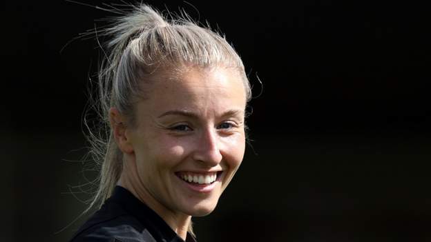 Captain Williamson returns for England