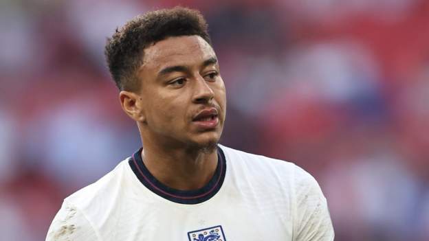 Manchester United: Jesse Lingard rejects new deal