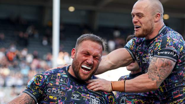 Hull FC fight back to beat Warrington