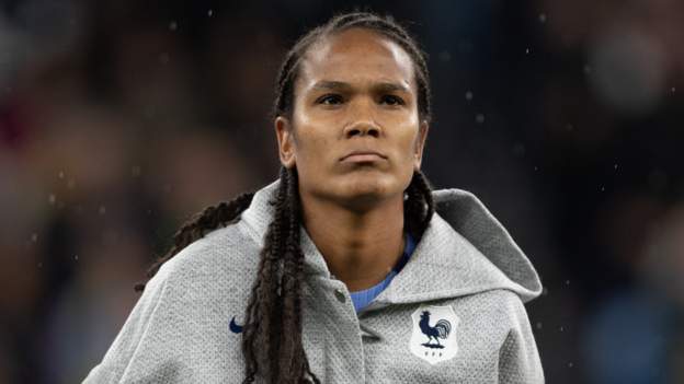 France's Renard a doubt for Brazil clash on day 10