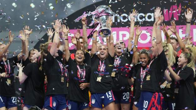 Alex Morgan penalty secures Concacaf W victory for US over Canada