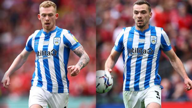 <div>Nottingham Forest sign Huddersfield's Lewis O'Brien and Harry Toffolo</div>
