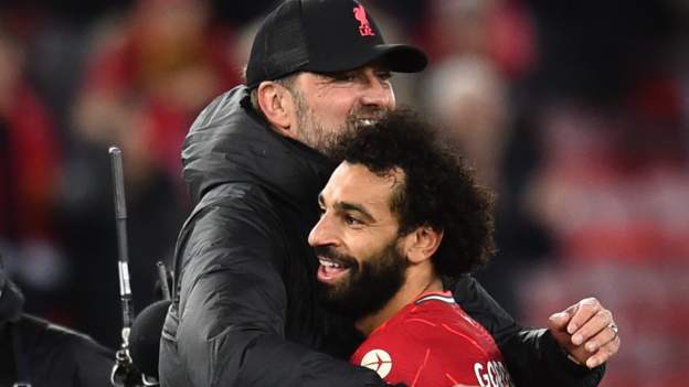 Jürgen Klopp insiste que renovação de Mohamed Salah é 'decisão do