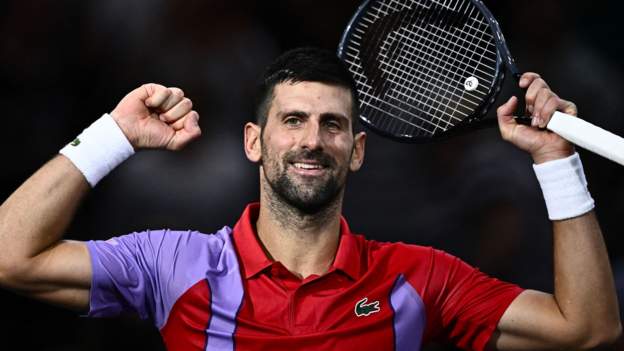 Sharp Djokovic wins on Paris return & Medvedev out-ZoomTech News