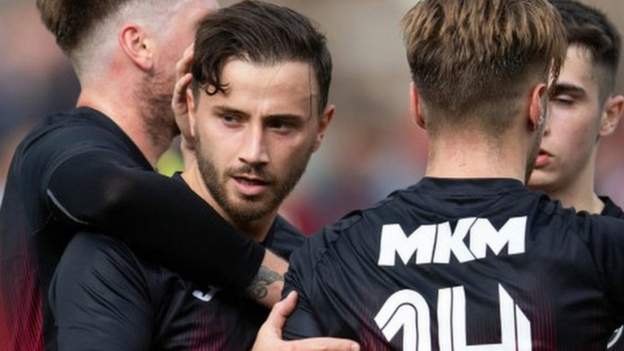 Murray becomes only openly gay player in SPFL