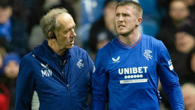 Rangers 2-0 St Johnstone: Philippe laments John Lundstram injury as hosts cut gap