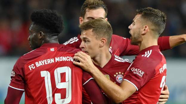 Greuther Furth 1-3 Bayern Munich: Ten-man visitors stretch Bundesliga lead