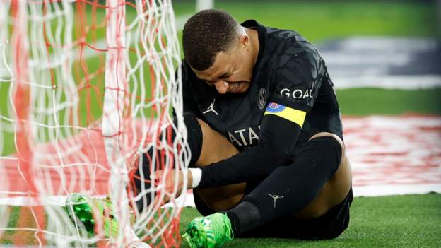 Mbappe replaced at half-time as PSG draw at Monaco