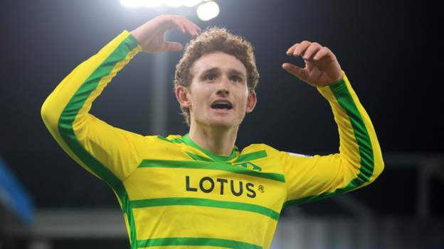 Sargent equaliser earns Norwich draw at Southampton