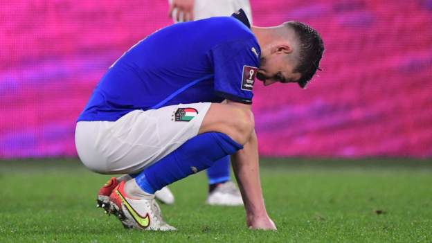 Italy 1-1 Switzerland: Jorginho penalty miss ensures Group C race goes to last game
