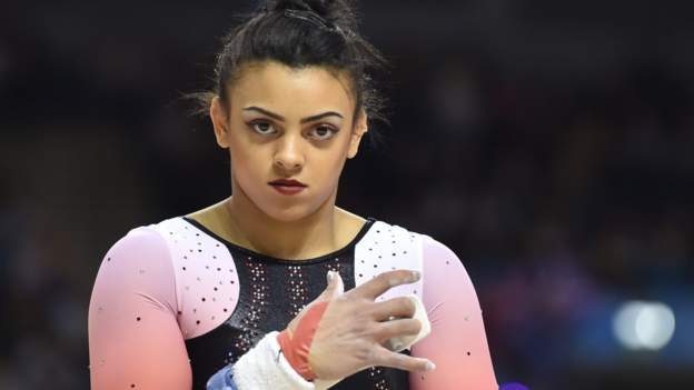 ellie downie ellie downie