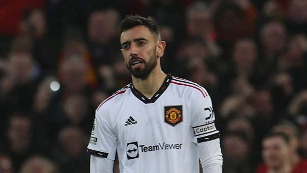 Fernandes an inspiration to the team - Ten Hag