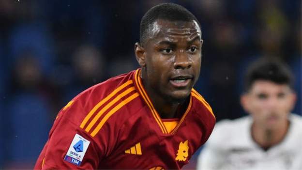 Ndicka in 'good spirits' after Roma game abandoned