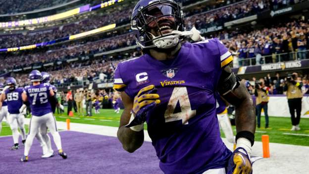 Vikings complete biggest comeback in NFL history