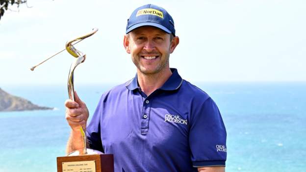 Manley wins Open de Bretagne with birdie putt
