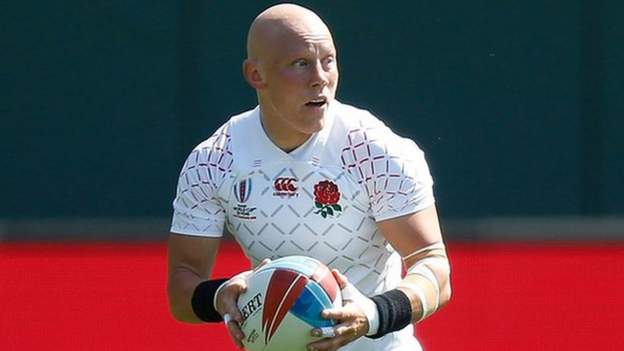 Heather Fisher: World Cup-winning England flanker retires