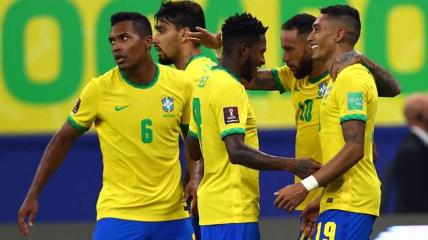 South American World Cup qualifying: Brazil on brink after Uruguay win, Argentina beat Peru