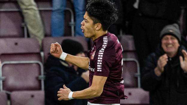 Hearts rally at 'toxic' Tynecastle to beat Dundee