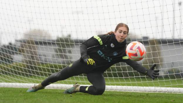 England's MacIver withdraws from World Cup selection