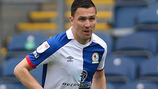 Stewart Downing: Ex-England winger retires at the age of 37
