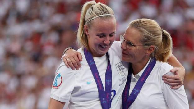 England's Beth Mead and Sarina Wiegman nominated for Uefa awards