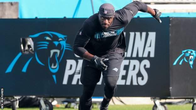Efe Obada in a Carolina Panthers training session