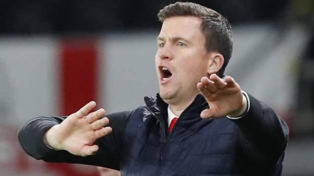Gary Caldwell: Exeter City boss to use FA Cup final experience for ...