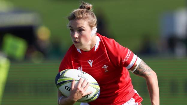 Rugby World Cup: Wales make four changes for New Zealand quarter-final