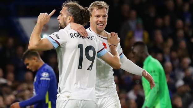 Chelsea 1 Burnley 1 LIVE REACTION: Vydra strikes late to punish wasteful  Blues at Stamford Bridge - latest updates