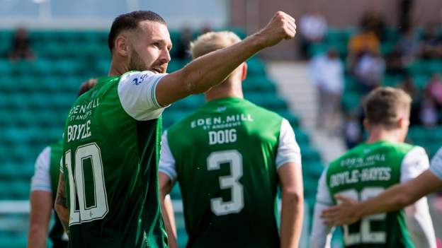 Hibernian 2-0 Livingston: Martin Boyle & Kevin Nisbet membawa tuan rumah meraih kemenangan thumbnail