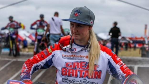 Nieve Holmes: Great Britain rider focused on European Enduro title