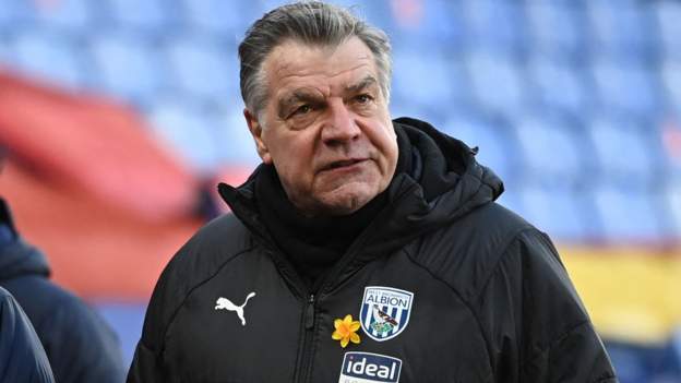 Crystal Palace 1-0 West Bromwich Albion: Eagles merusak harapan bertahan Baggies thumbnail