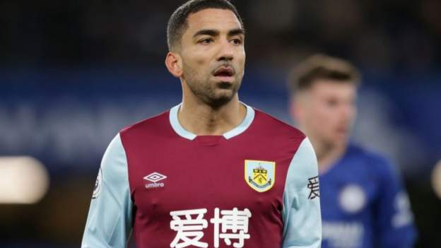 Aaron Lennon rejoins Burnley and starts in Carabao Cup
