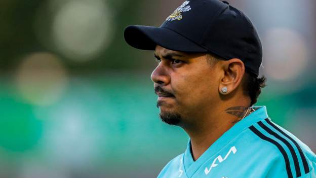 Sunil Narine: Surrey re-sign West Indies all-rounder for T20 Blast