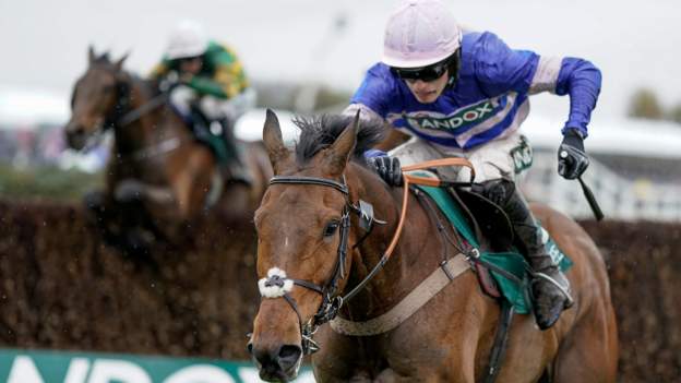 Pic D’Orhy lands Marsh Chase victory at Aintree