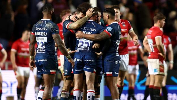Premiership: Bristol Bears 26-26 Leicester Tigers – hosts fight back to draw with champions