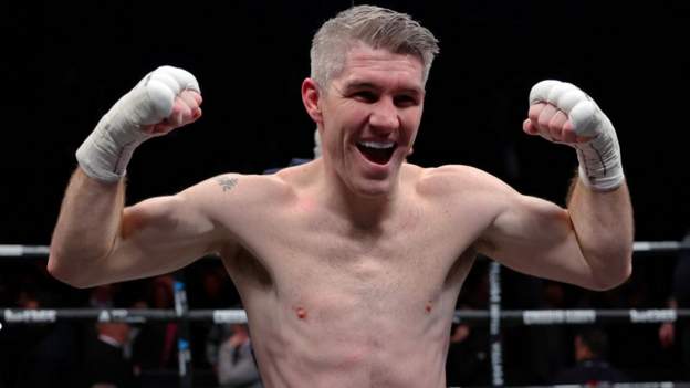 WBO order middleweight world title shot for Smith