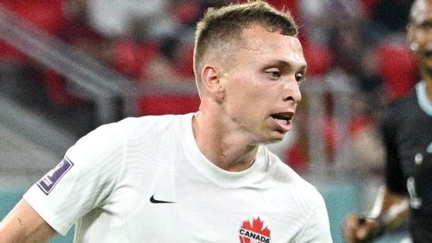 Celtic agree deal for Canada right-back Johnston