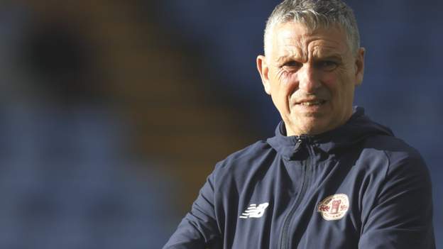 <div>John Askey: Former York City boss 'disappointed' at how sacking was handled</div>