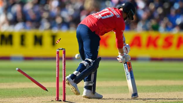 England v India: Tourists win by 49 runs at Edgbaston to win series