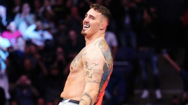 Brilliant Aspinall stops Tybura in first round